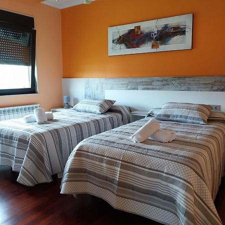Vivienda Turistica Os Galegos En Palas De Rey Palas de Rei Exteriör bild